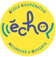 Logo jaune vert et bleu qui représente l'école coopérative, heureuse et ouverte